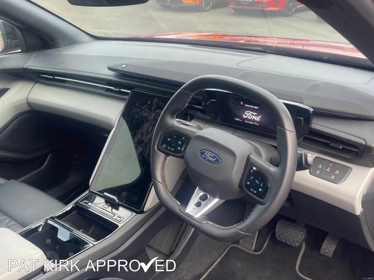 Ford Capri 210kW Premium 77kWh 5dr Auto - Image 5