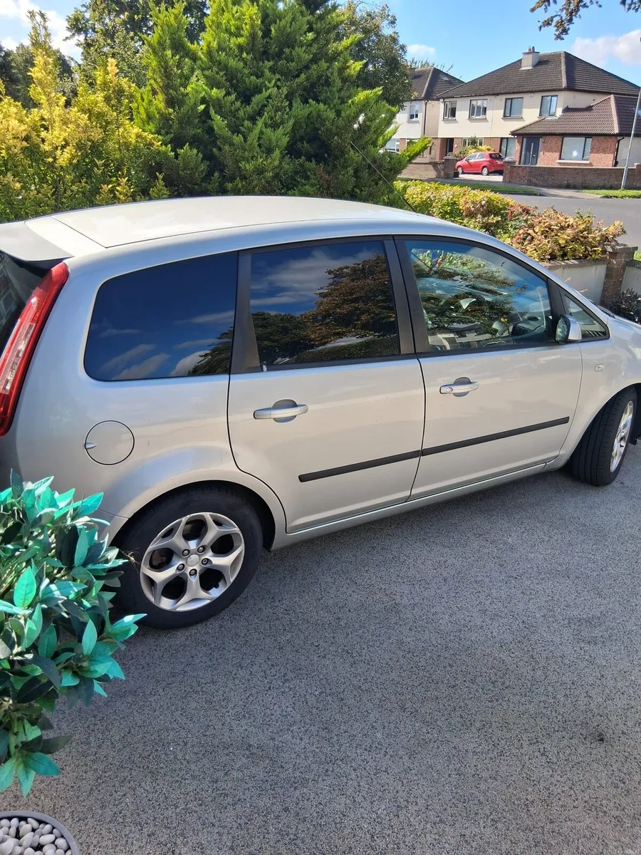 Car - Image 2