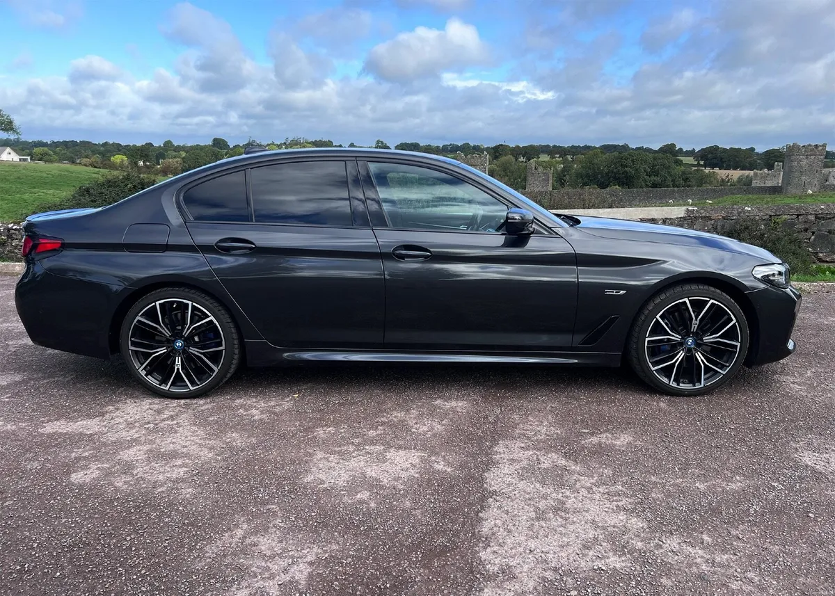 212 D BMW 530e M-Sport Pro LCI - Hugh Spec - Image 6