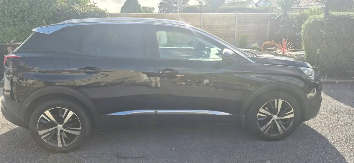 Peugeot 3008 - Image 2