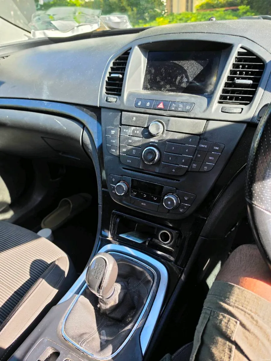 Car - Image 5