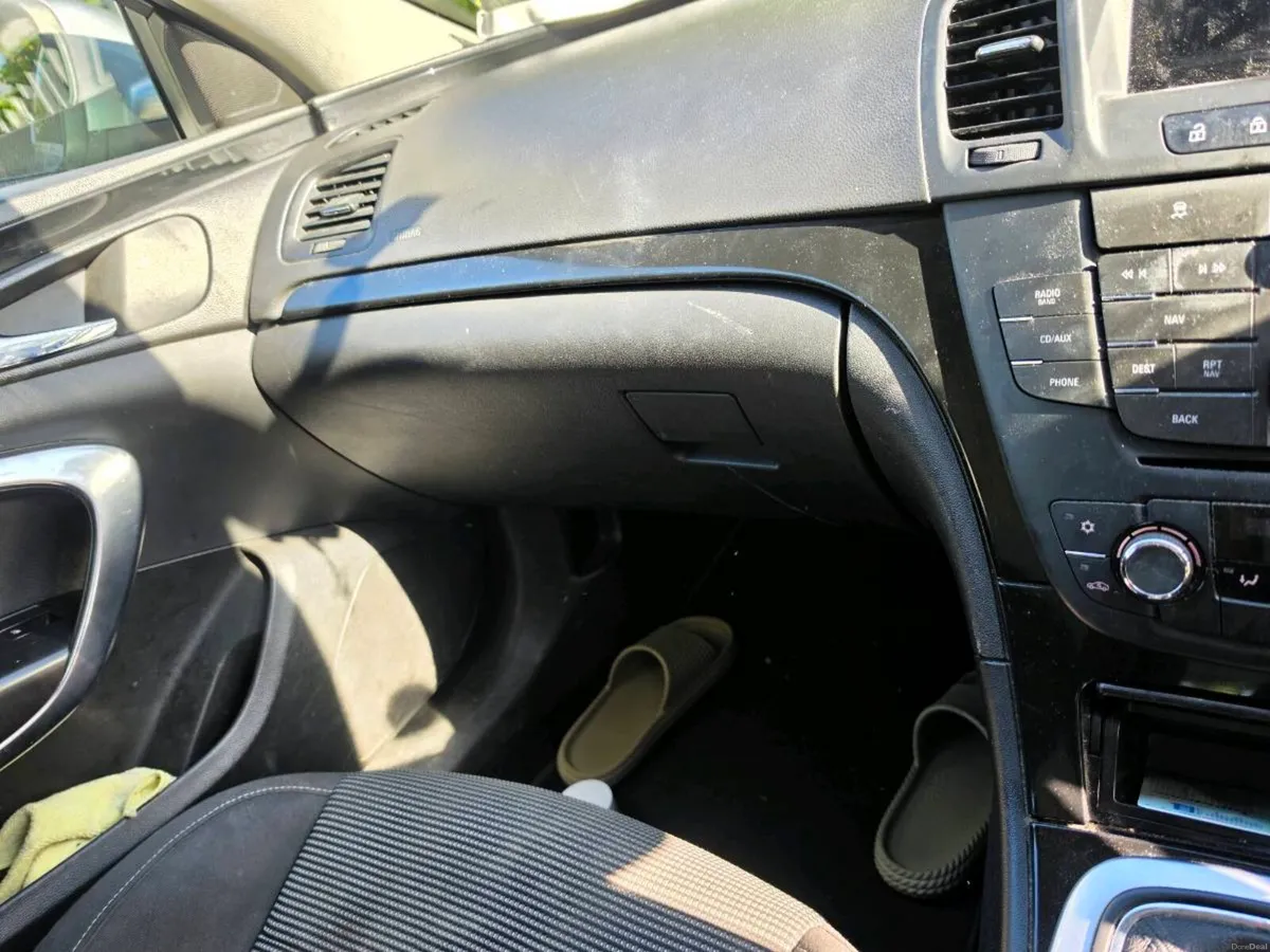 Car - Image 4