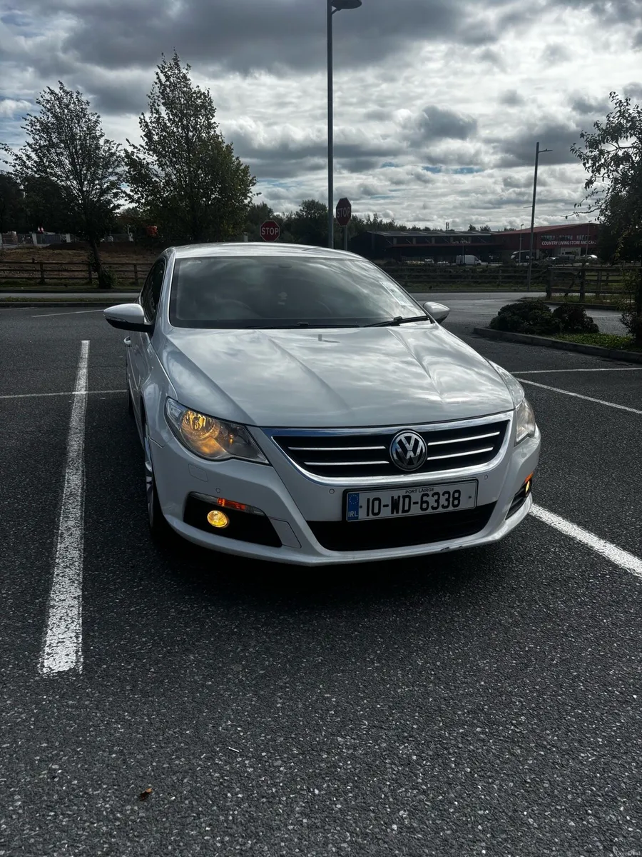 2010 Passat cc - Image 1