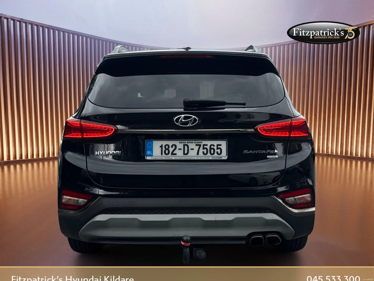 Hyundai Santa Fe Executive Plus - 4WD 2018 - Image 4