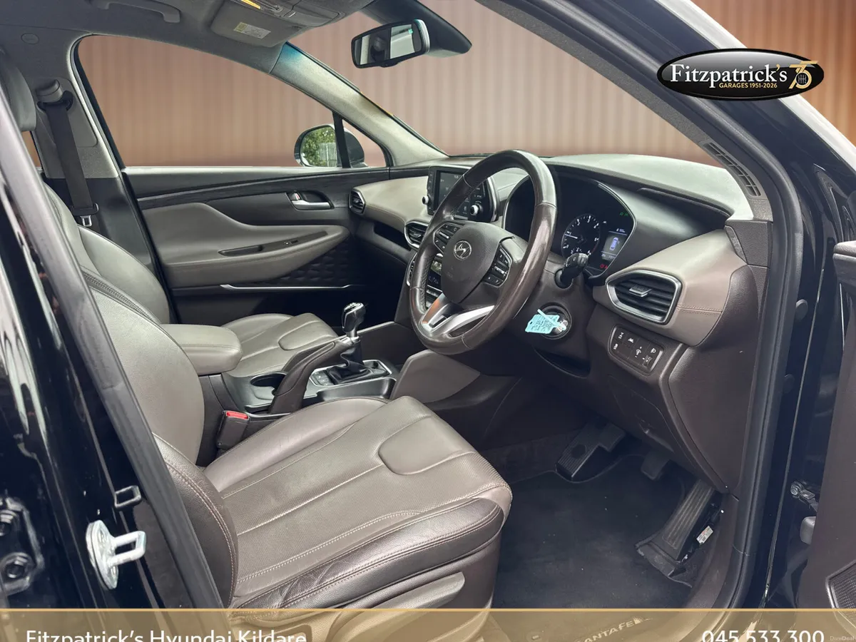 Hyundai Santa Fe Executive Plus - 4WD 2018 - Image 6