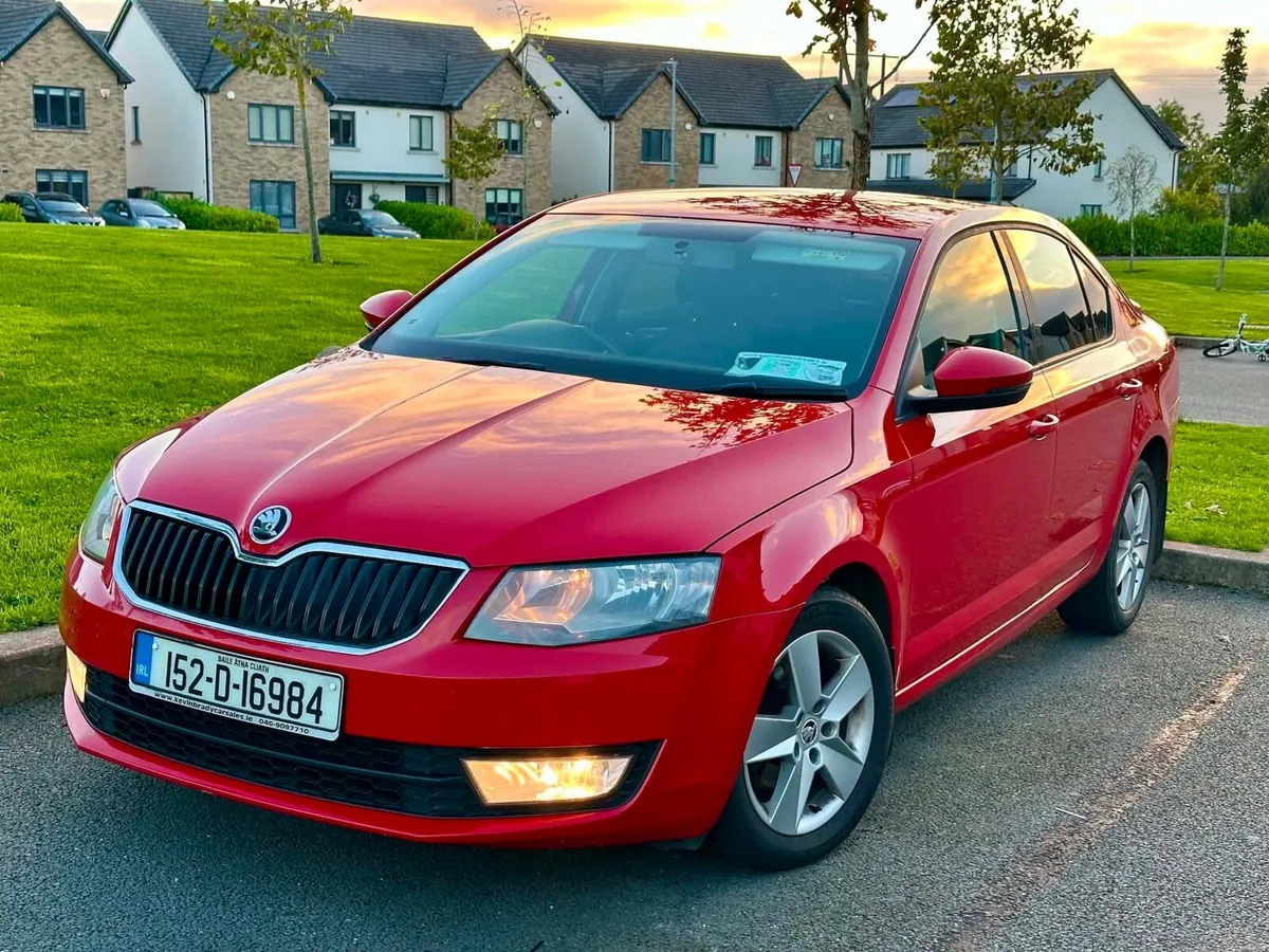 Skoda Octavia 2015 Automatic - Image 2