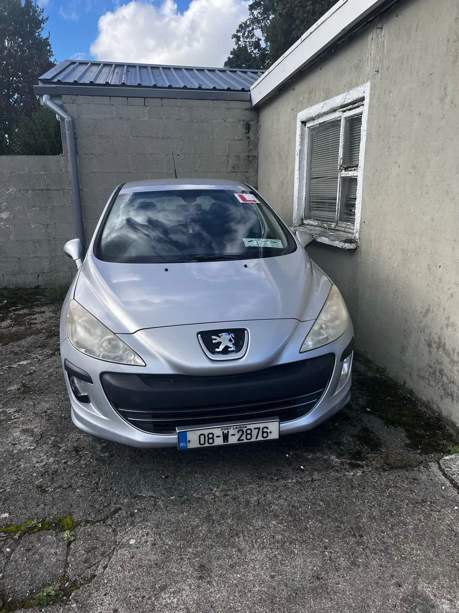 Peugeot 308 - Image 1