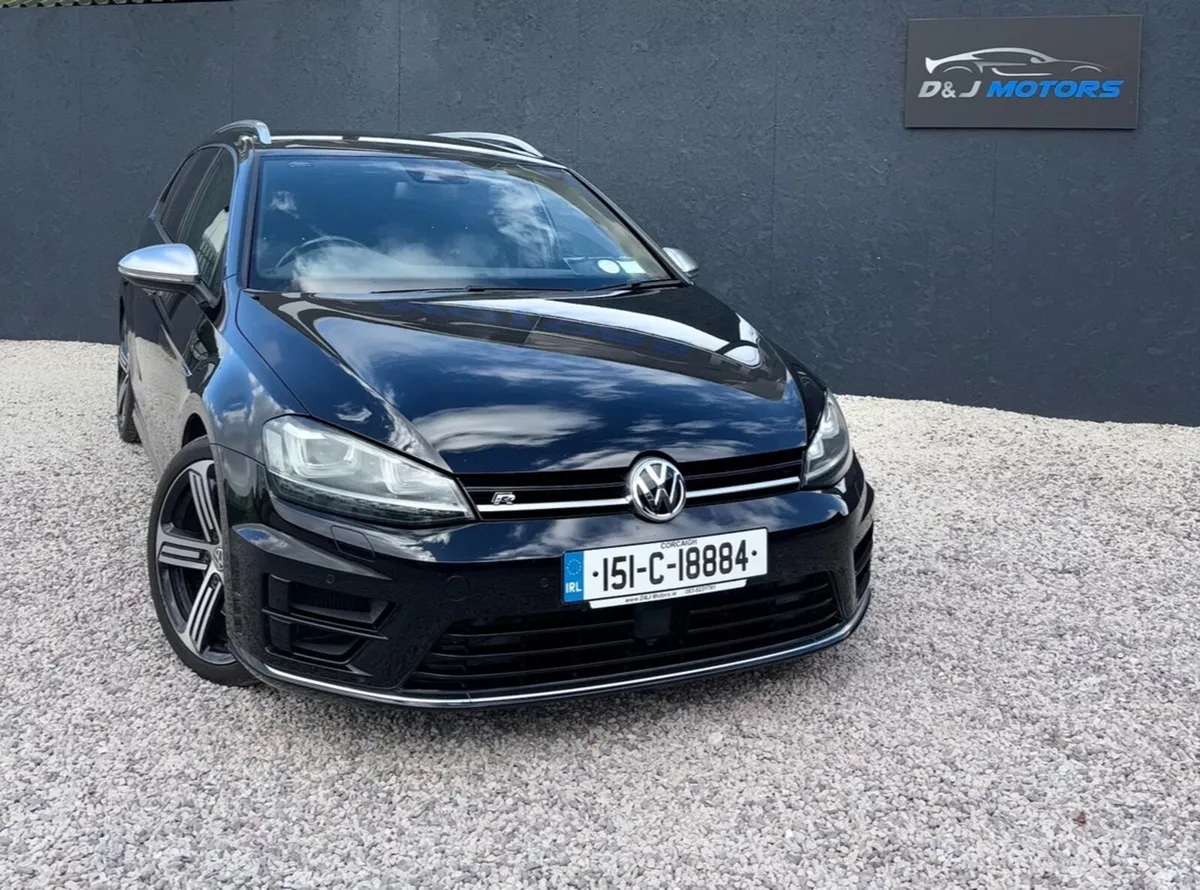 Volkswagen Golf R Estate 2.0 Automatic 2015 - Image 2