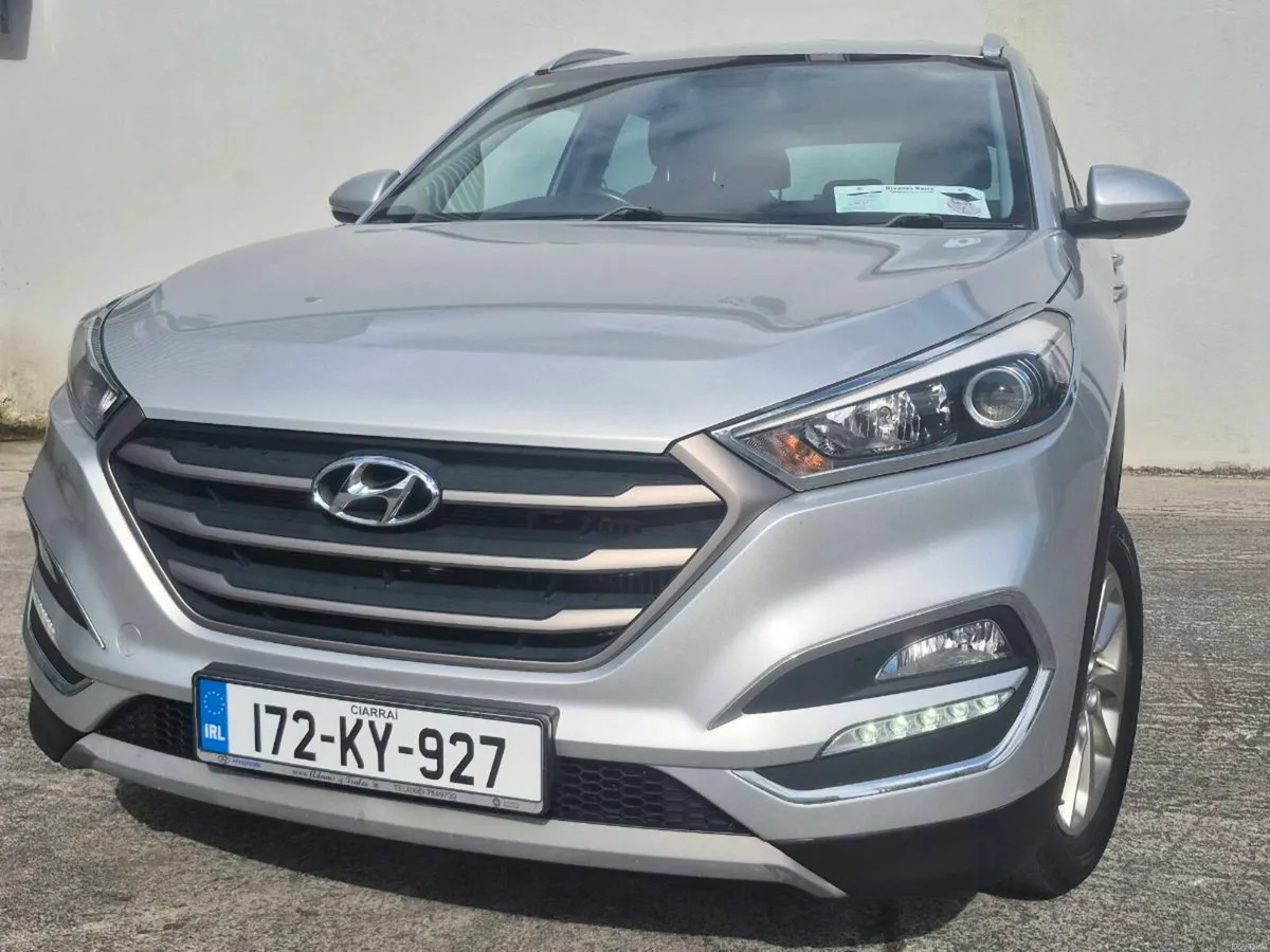 Hyundai Tucson 1.7 Executive low mileage - Image 3