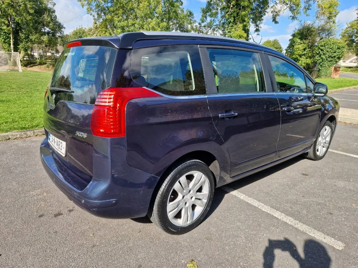 2015 Peugeot 5008 7 Seater - Image 2