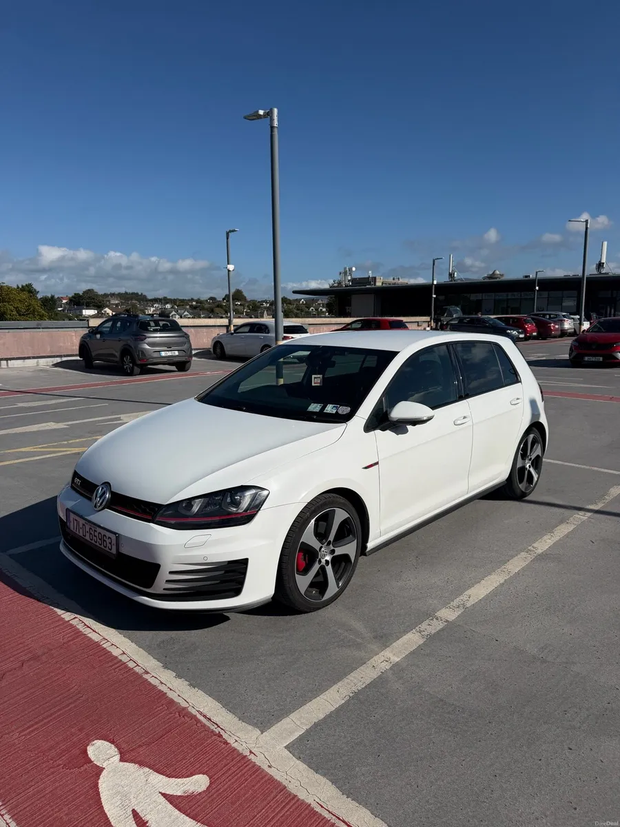 Volkswagen Golf GTI MK7 2.0L Petrol - Image 3