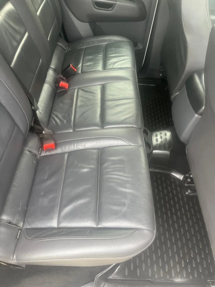 Volkswagen Amarok automatic - Image 6