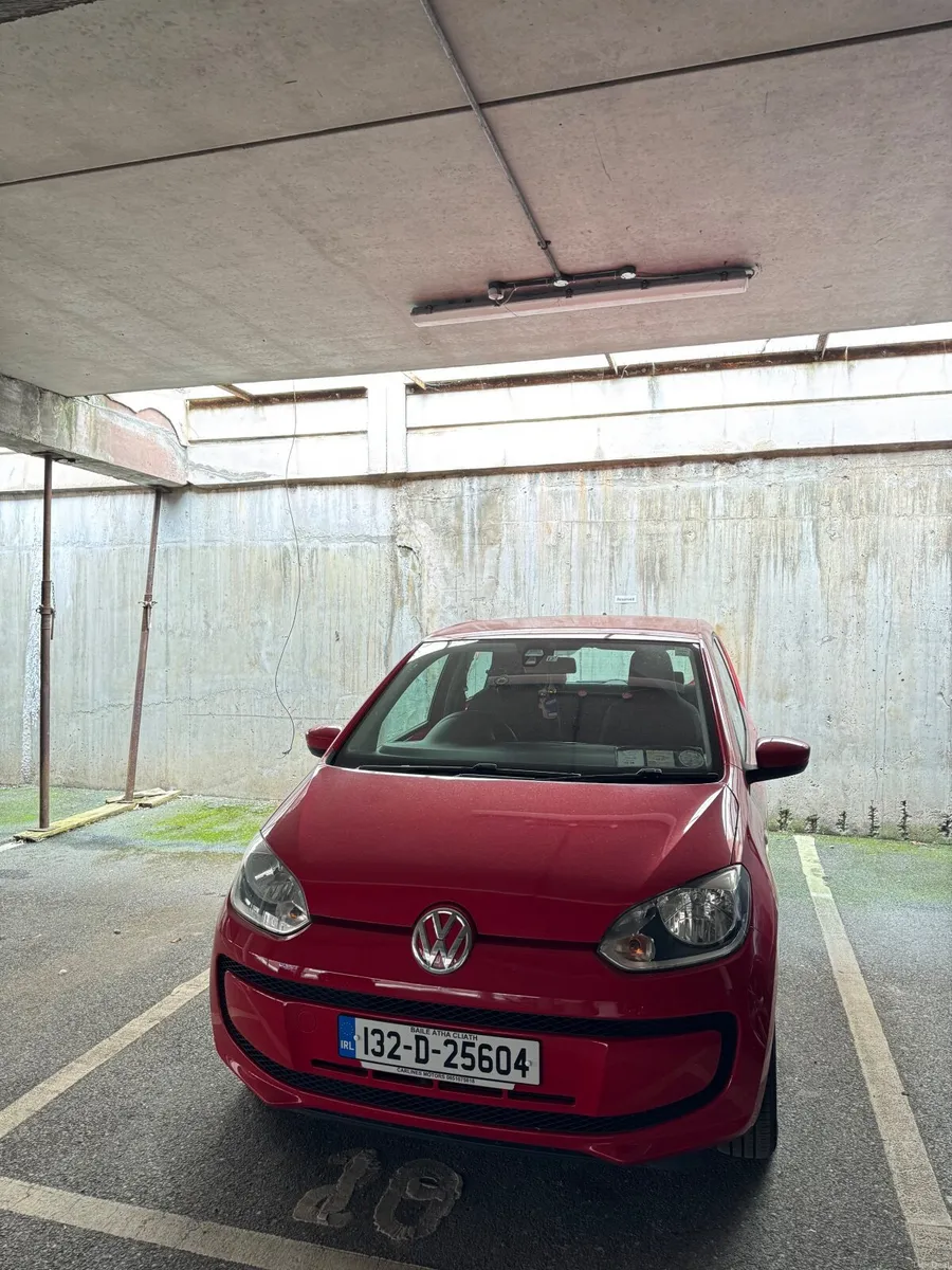 Volkswagen up! 2013 - Image 1