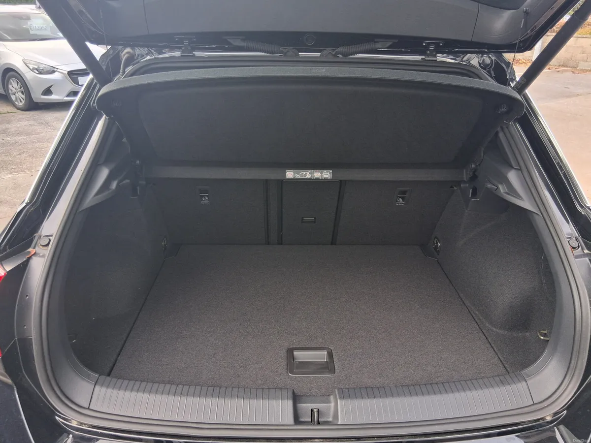 Volkswagen T-ROC 2.0 TDI SPORT 150bhp DSG - Image 6