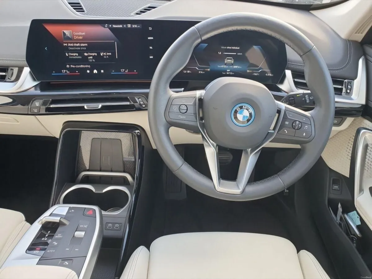 BMW iX1 eDrive20 xLine - Image 5