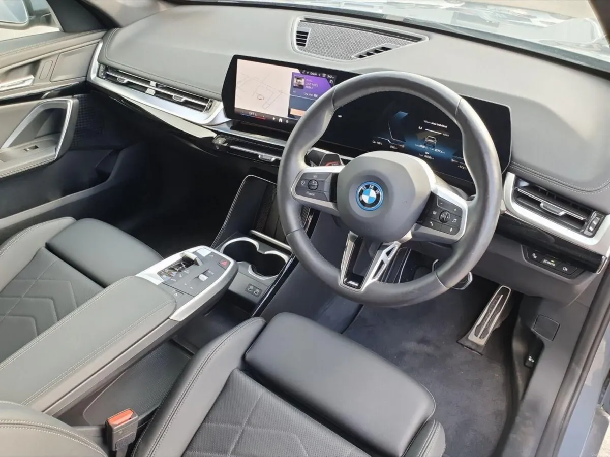 BMW iX1 eDrive20 M Sport - Image 6
