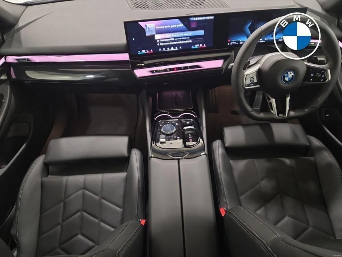 BMW 5-Series 530e M Sport Saloon - Image 4