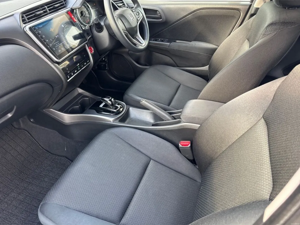 Honda Grace 1.5 Hybrid AUTO (1208139) - Image 4