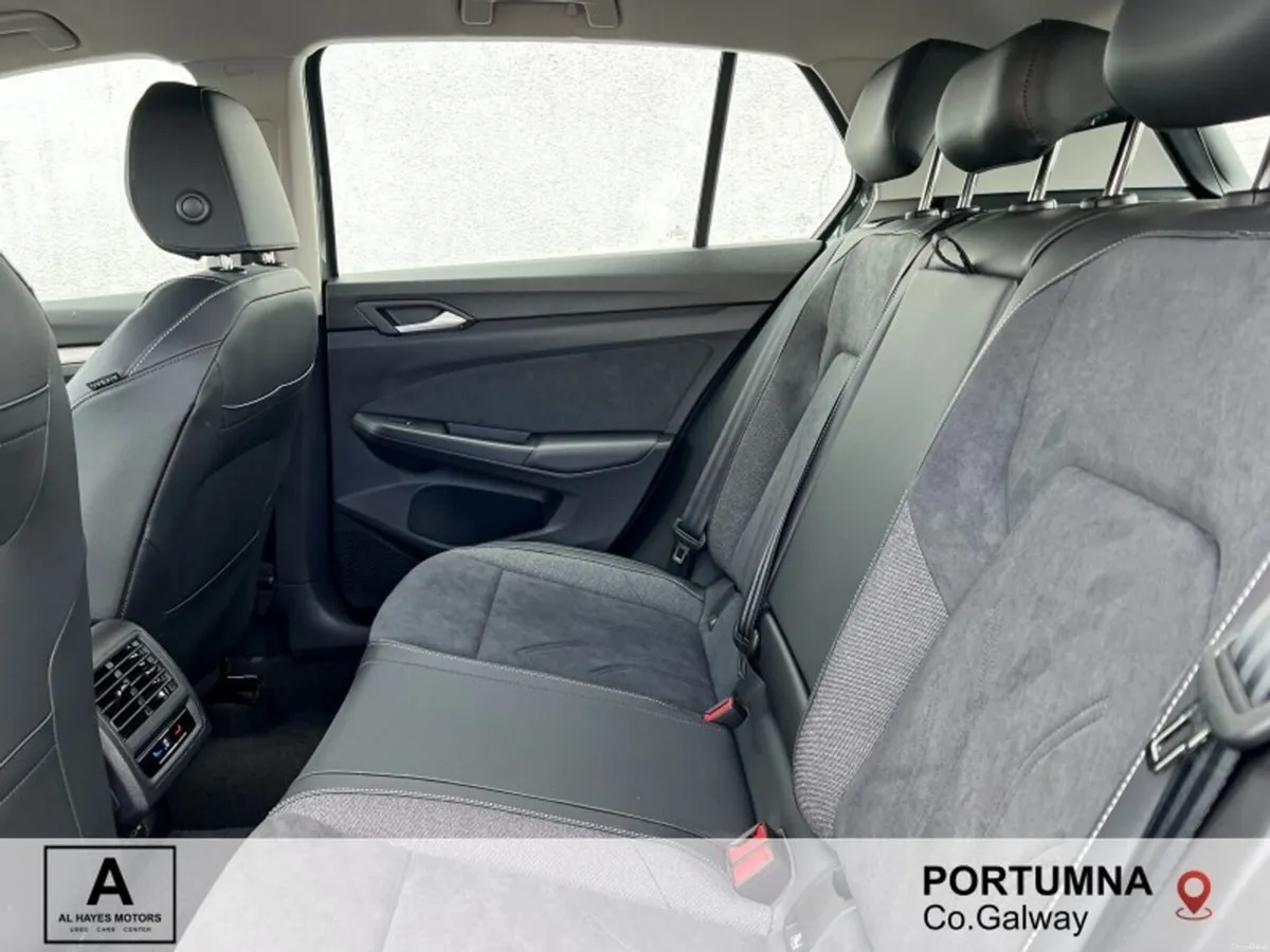 Volkswagen Golf GOLF STYLE 2.0 TDI 116HP - Image 6