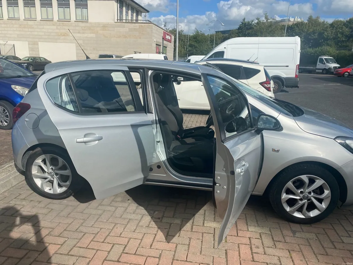Opel Corsa 2015 - Image 2