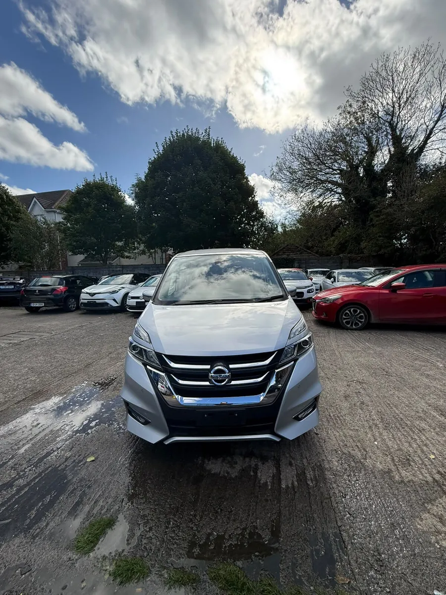 Nissan Serna highway star 2017 - 8 seater - Image 1