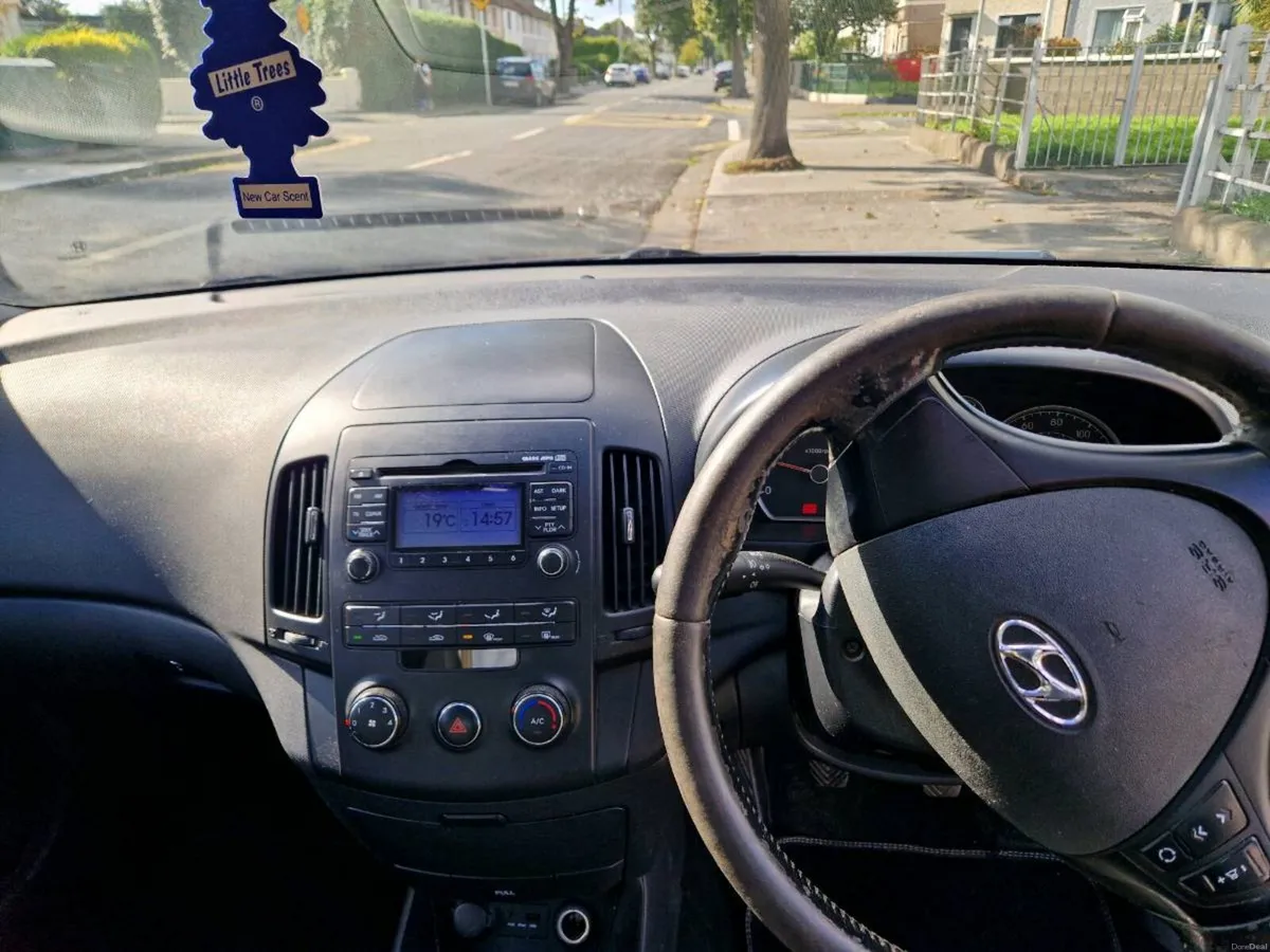 Hyundai i30. NCT Aug 2027, low tax - Image 4