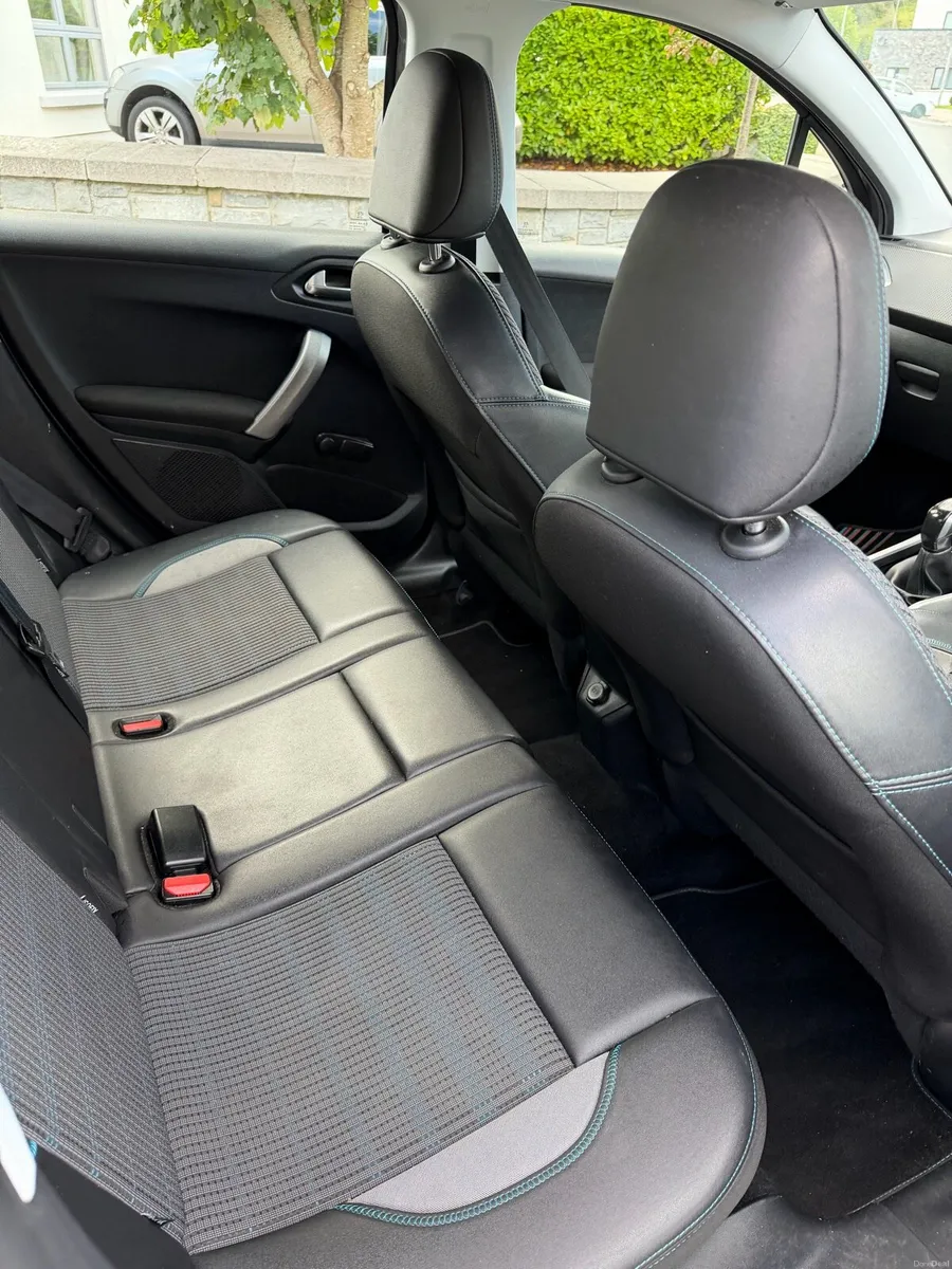 PEUGEOT 2008 1.6 D URBAN CROSS MODEL 2015 - Image 6