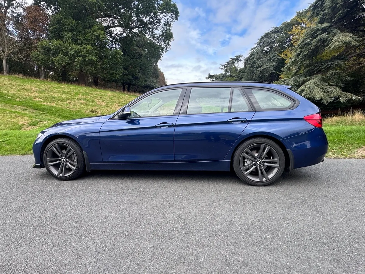 16 BMW 3-Series Touring Auto Low kilometres - Image 2