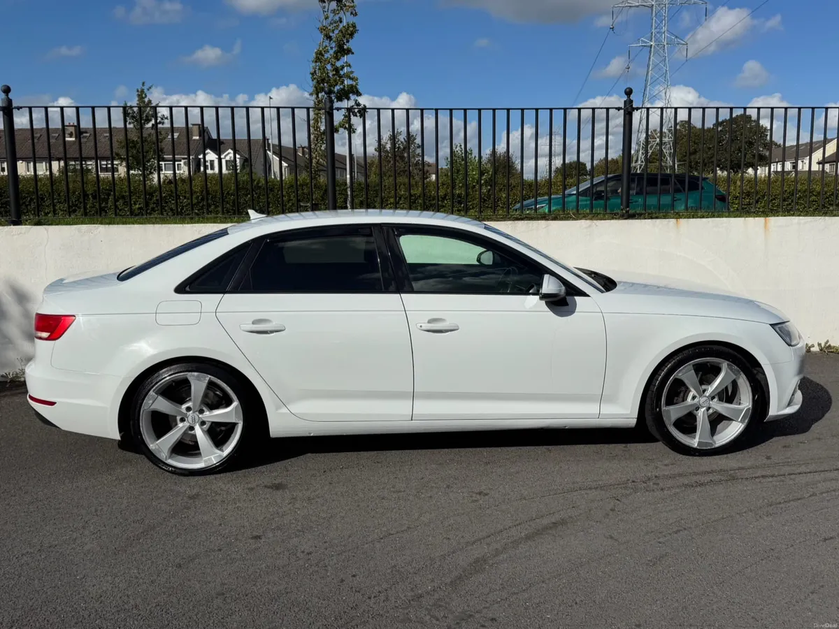 Audi A4 2.0 SPORT 2017 - Image 5