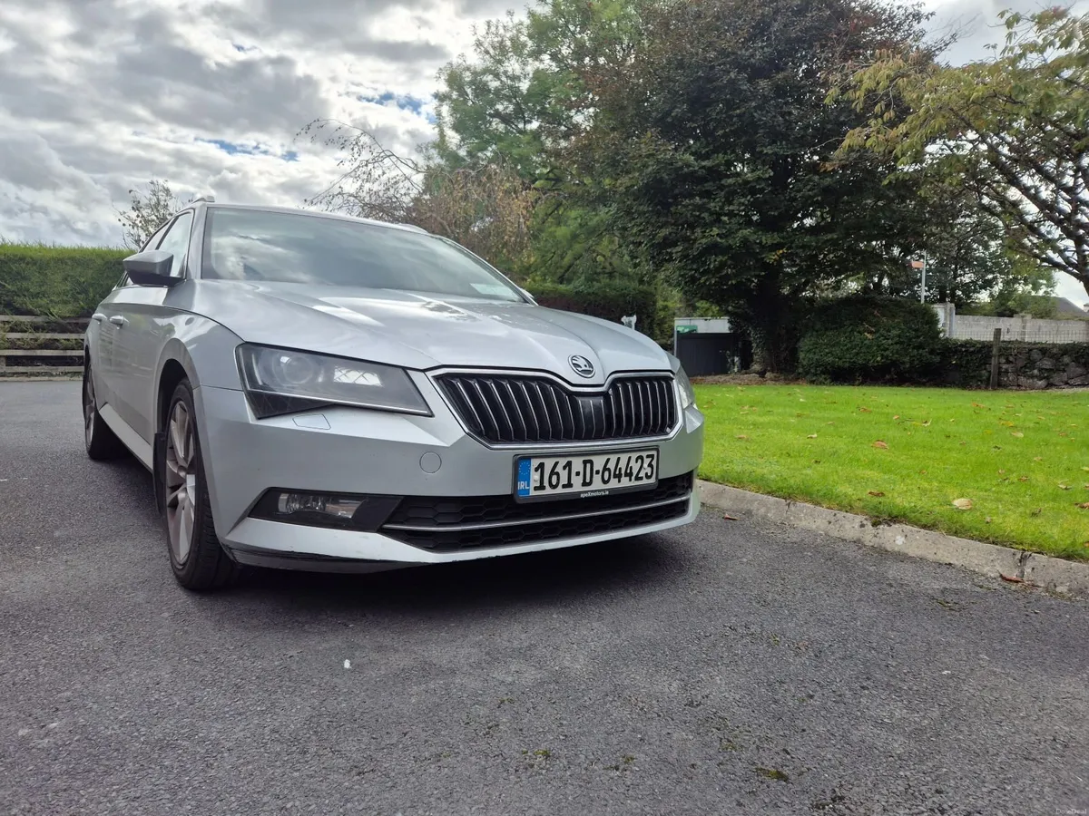 Skoda Superb 2016 - Image 6
