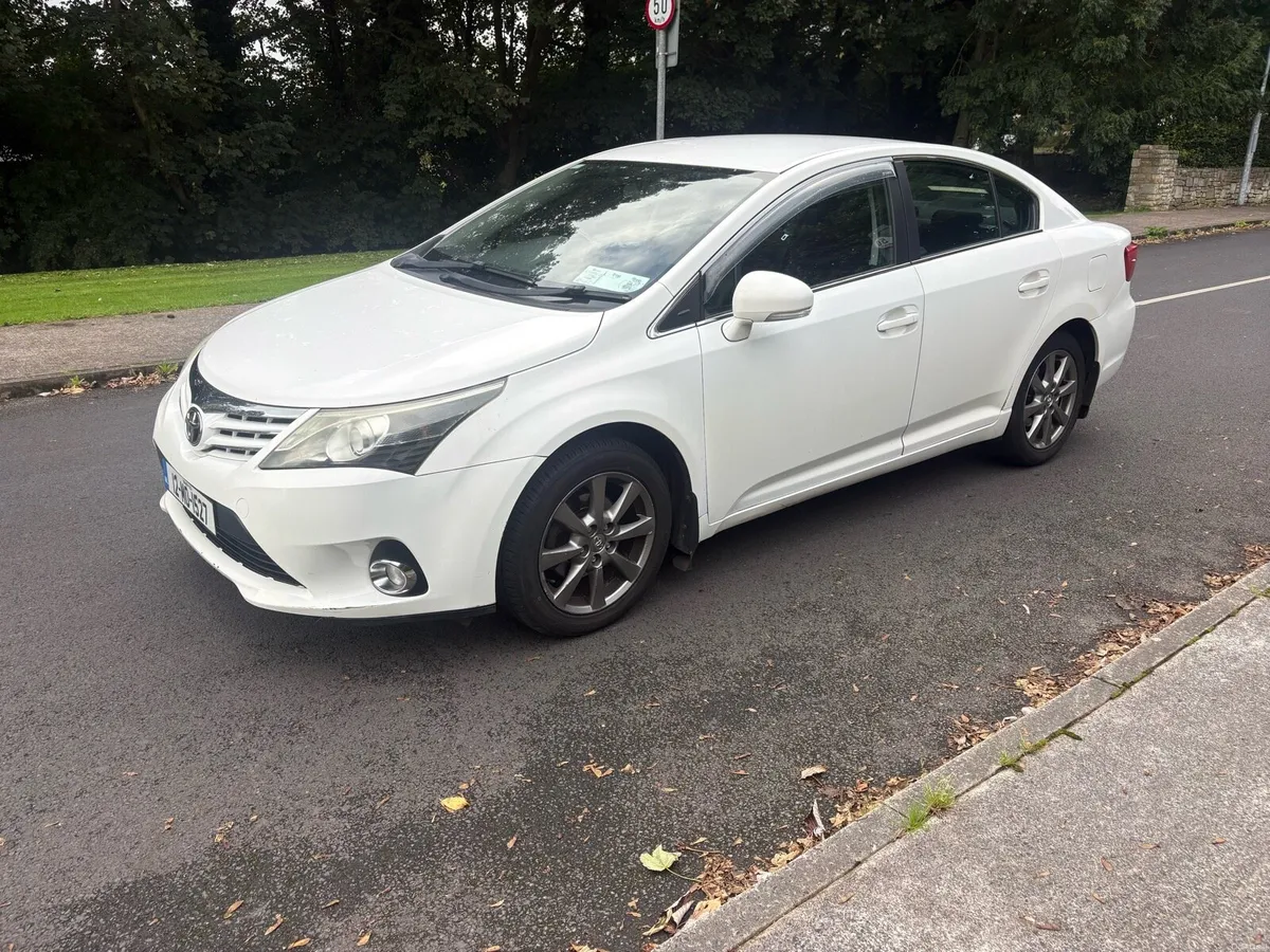 2012 Toyota Avensis 2.0 D4D - Image 2