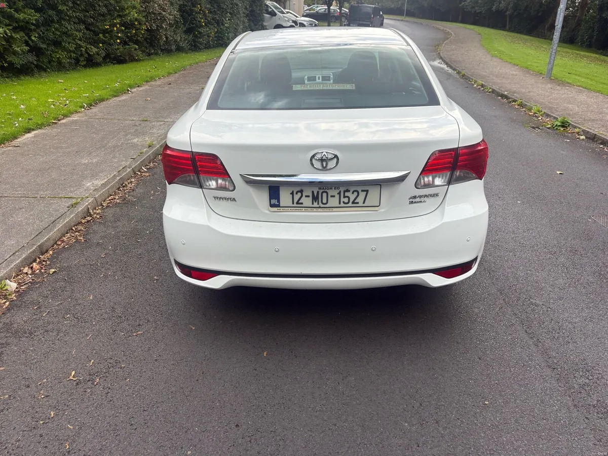 2012 Toyota Avensis 2.0 D4D - Image 4