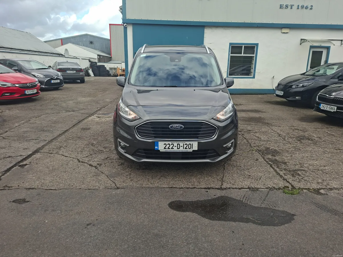 2022 Ford Tourneo Connect 7 Seater - Image 5