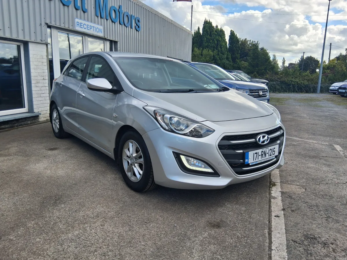Hyundai i30 2017 - Image 2