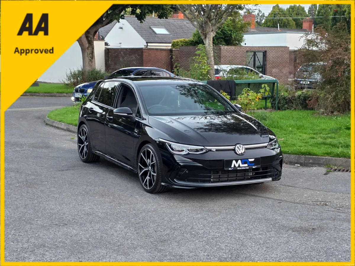 2024 Volkswagen Golf R-Line DSG 1.5 MHEV - Image 1
