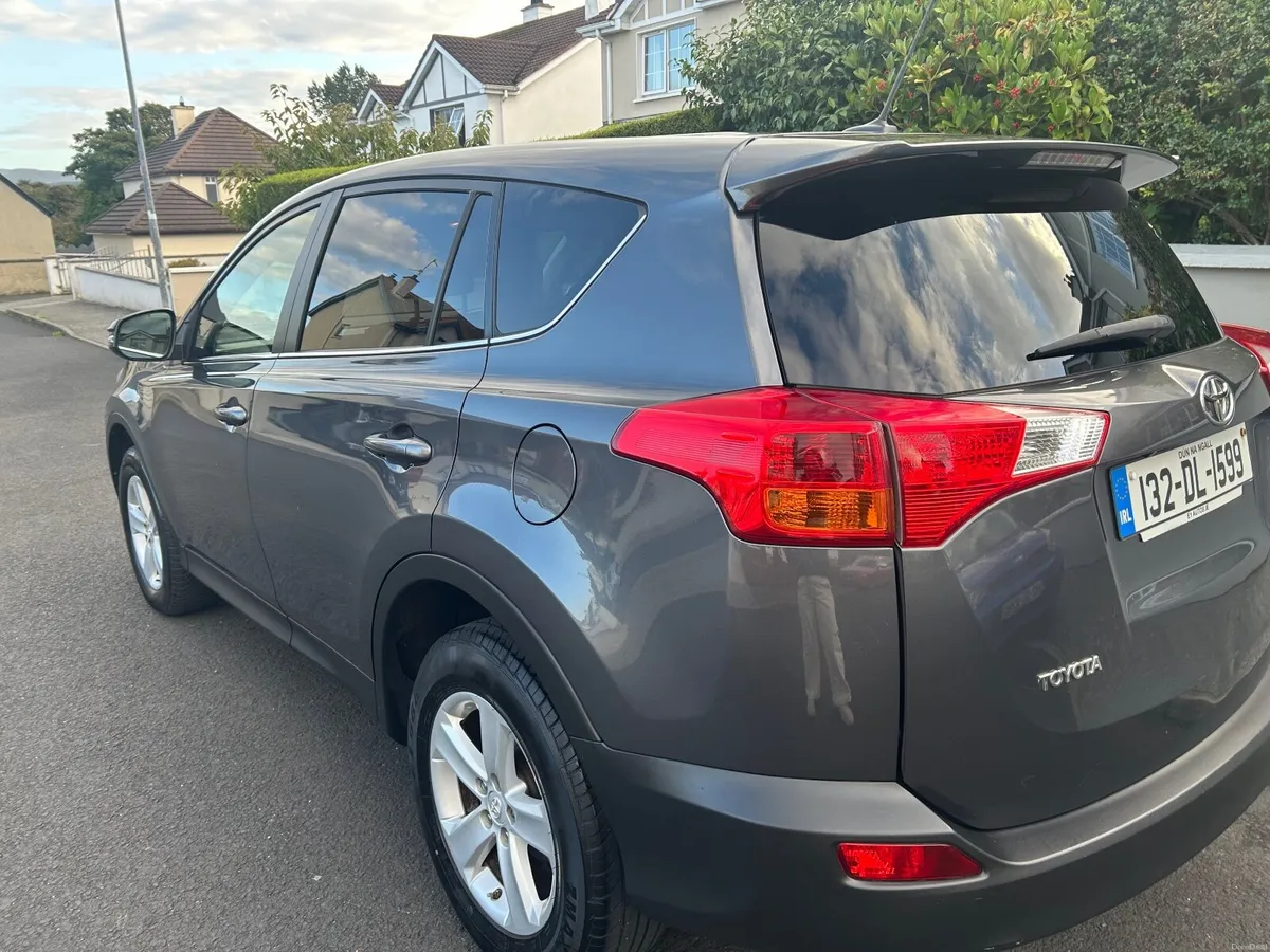Toyota RAV4 2013 - Image 4