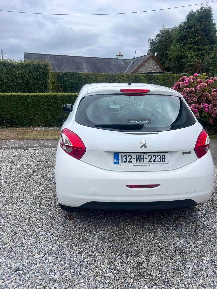 Peugot 208 - Image 3