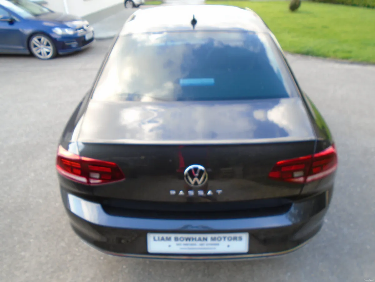 Volkswagen Passat 2022,2lt 150,leather,heated seat - Image 5