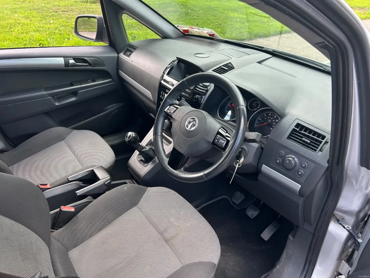 Vauxhall Zafira 1.7 CDTI ECOFLEX EXCLUSIVE 108BHP - Image 5