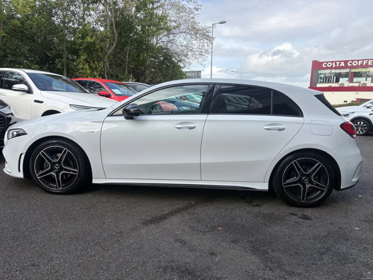 Mercedes-Benz A-Class 2.0 DIESEL AMG LINE EDITION - Image 4