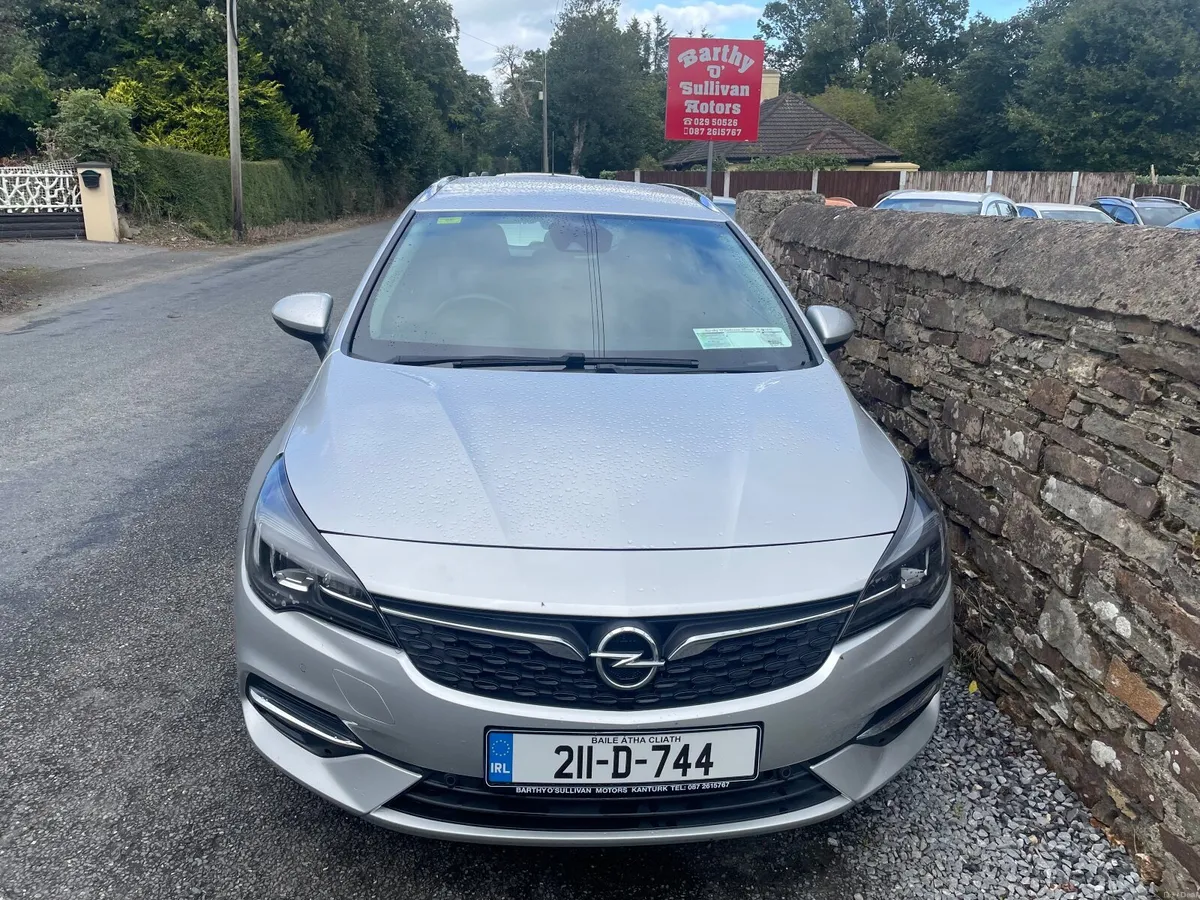 Opel Astra SRI Automatic Estate - Image 3