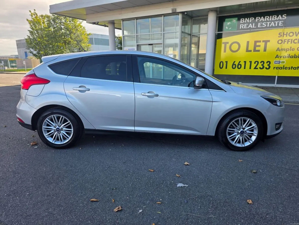 Ford Focus 1.0 PETROL, ZETEC MODEL, LOW MILEAGE, F - Image 2