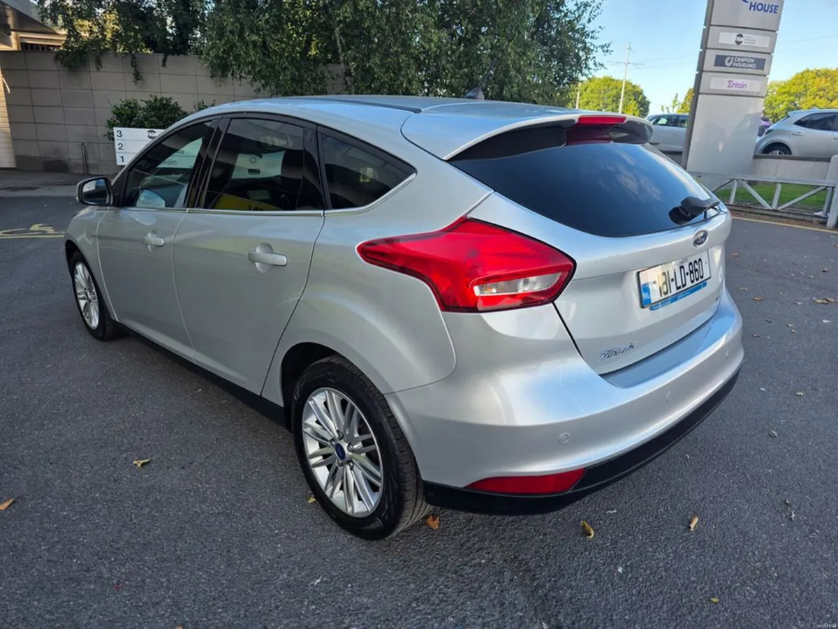 Ford Focus 1.0 PETROL, ZETEC MODEL, LOW MILEAGE, F - Image 6