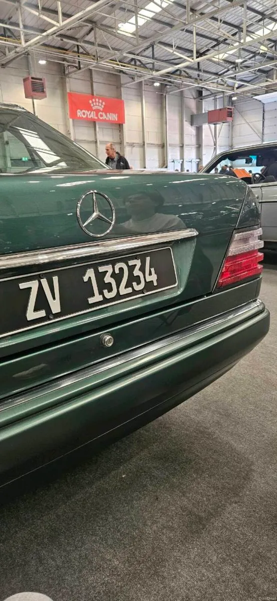 1994 Mercedes Benz E280 automatic W124. 2.8 - Image 3