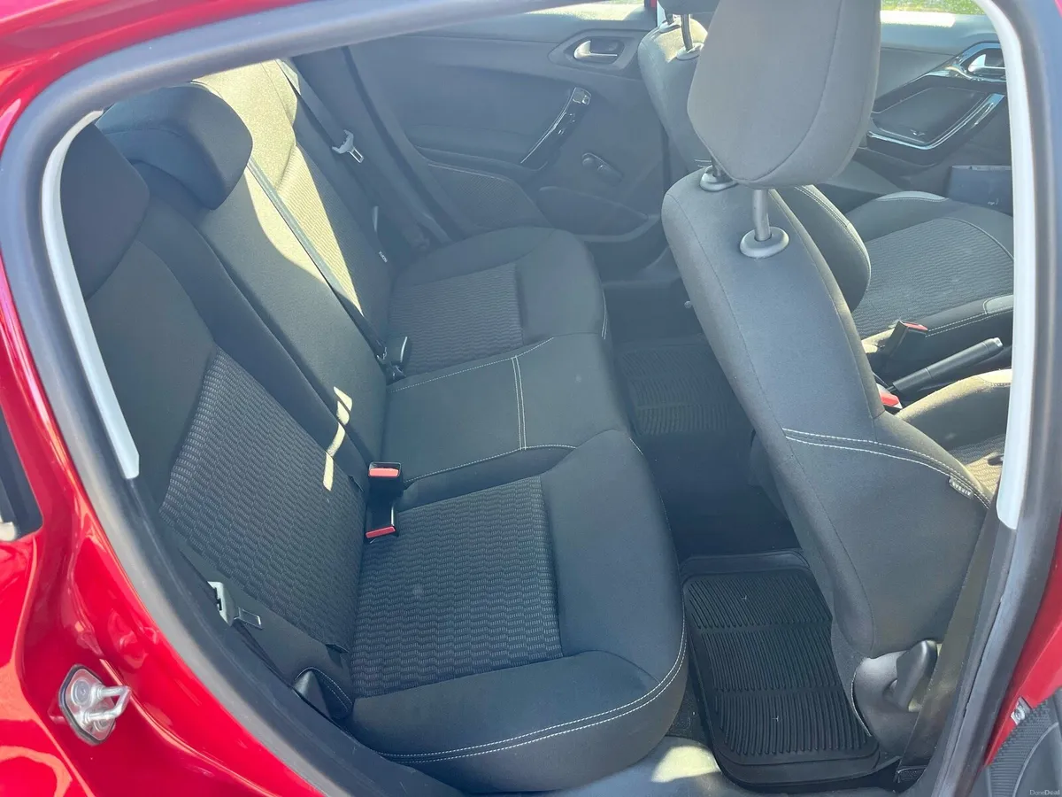 2016 Peugot 208 1.2 Petrol - Image 6