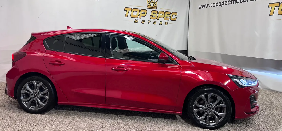 231 FORD FOCUS ST-LINE HIGH SPEC | FULL YEAR’S TAX - Image 2