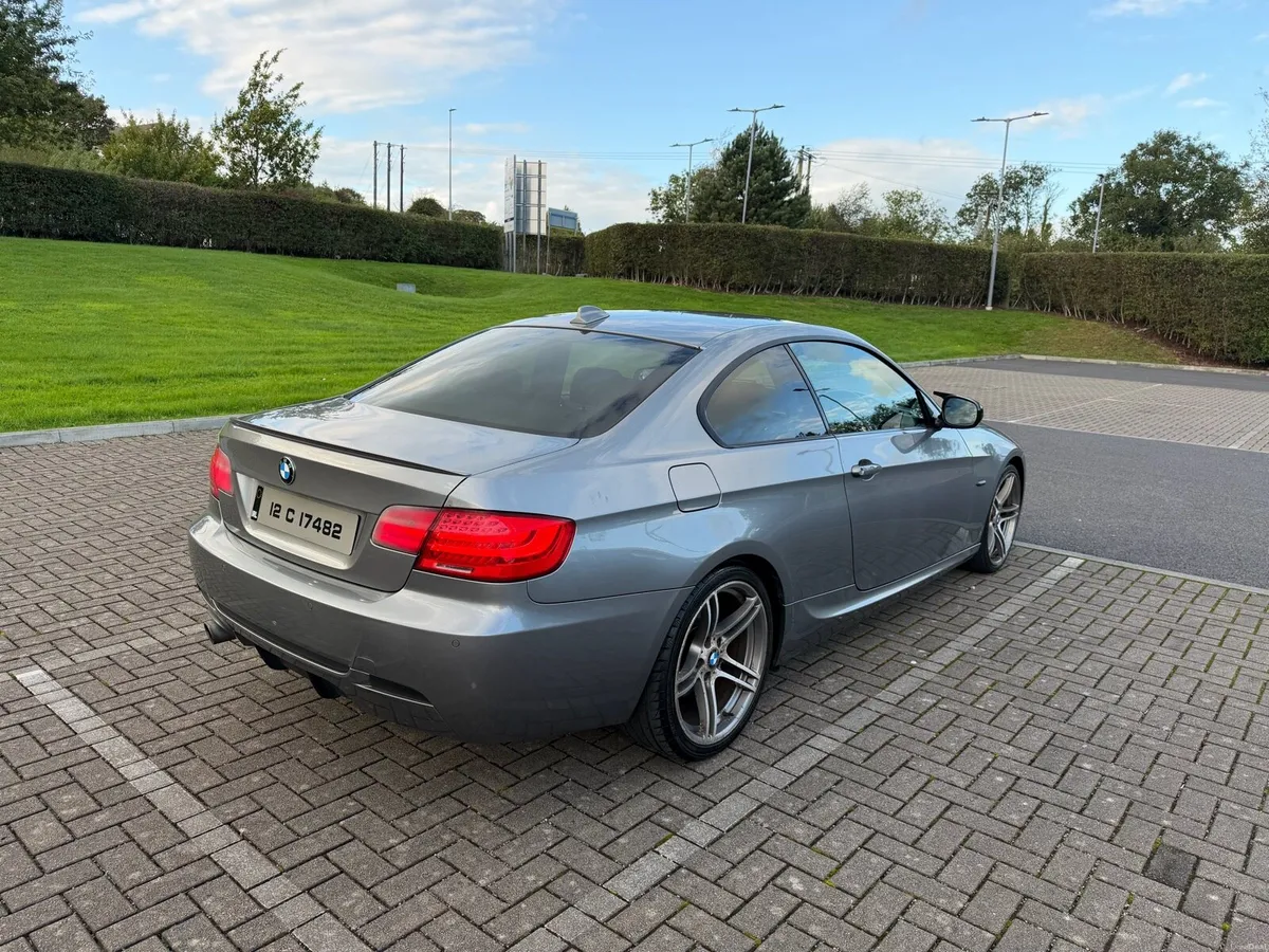 BMW 318I E92 COUPE MSPORT PLUS 2012 - Image 4