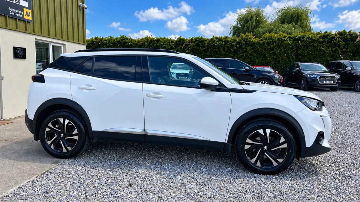 2021 Peugeot 2008 - Image 2