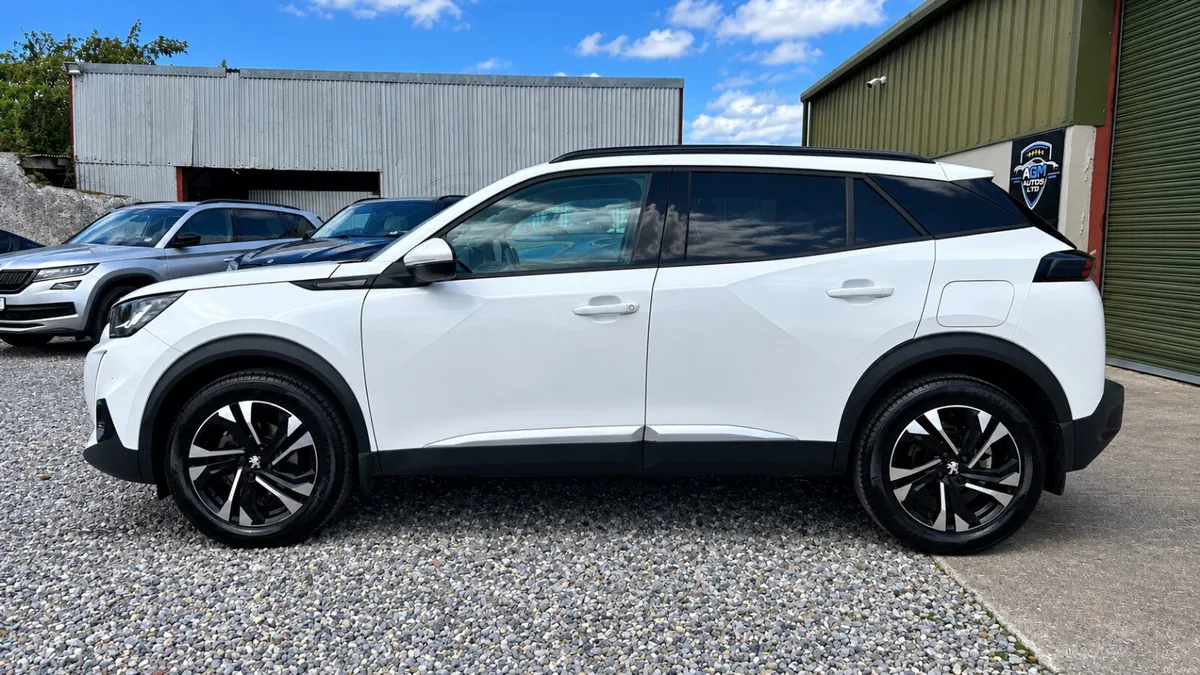 2021 Peugeot 2008 - Image 5