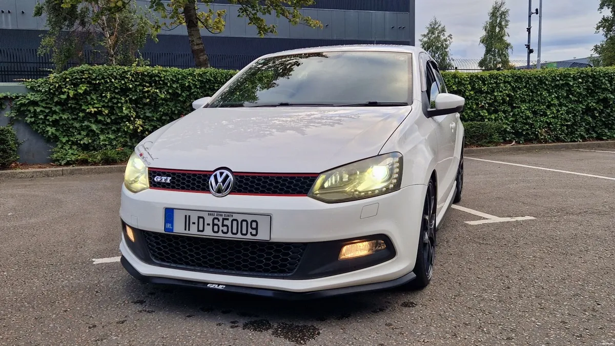 2011 Volkswagen polo  GTI - Image 4